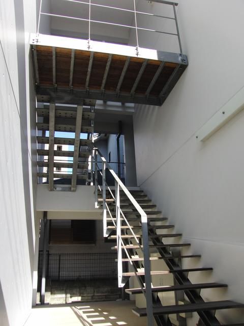 座間市相模が丘5丁目楽器可（ピアノ・弦・木管楽器）マンション エントランス