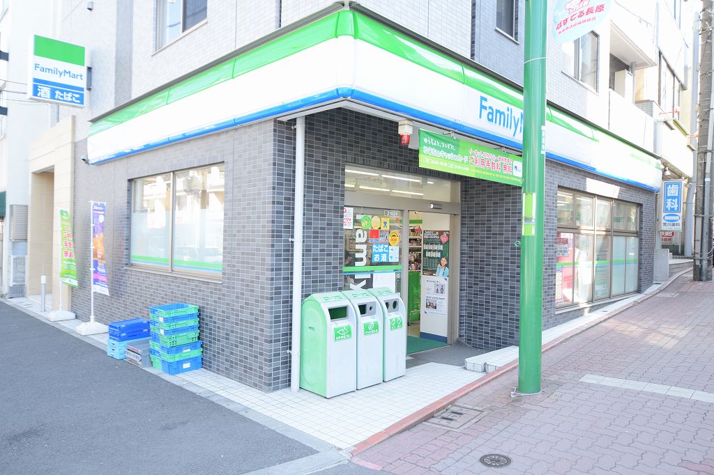 ヴォーガコルテ長原 コンビニ