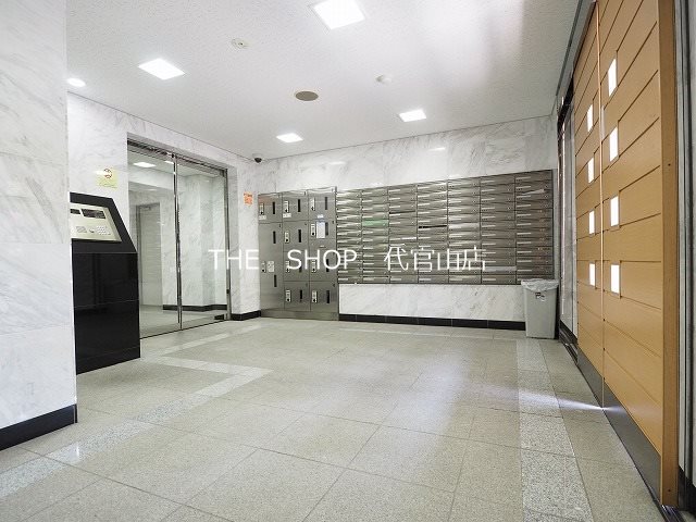 ヴェルト杉並サウスヒル エントランス