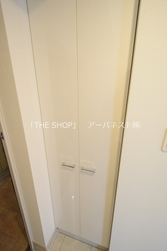 ヴォーガコルテ池上弐番館 玄関
