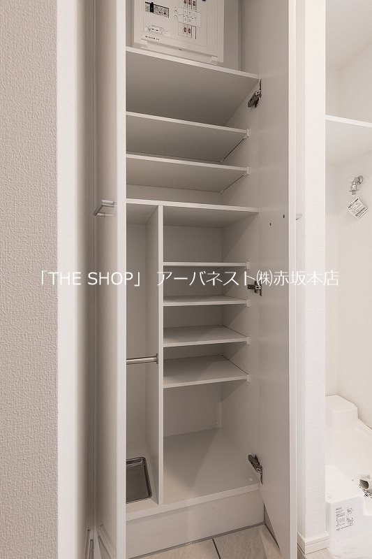 ヴォーガコルテ長原 玄関
