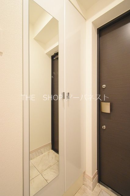 コンシェリア・デュー池袋 玄関