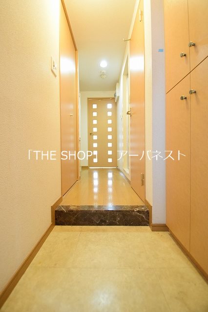 ヴィア・シテラ赤坂 玄関
