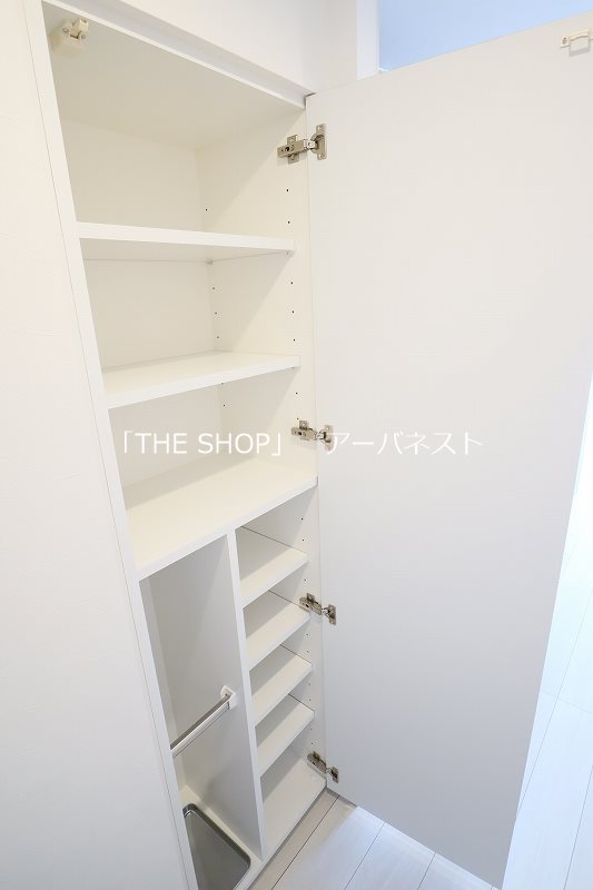 ヴォーガコルテ多摩川Ⅴ 玄関
