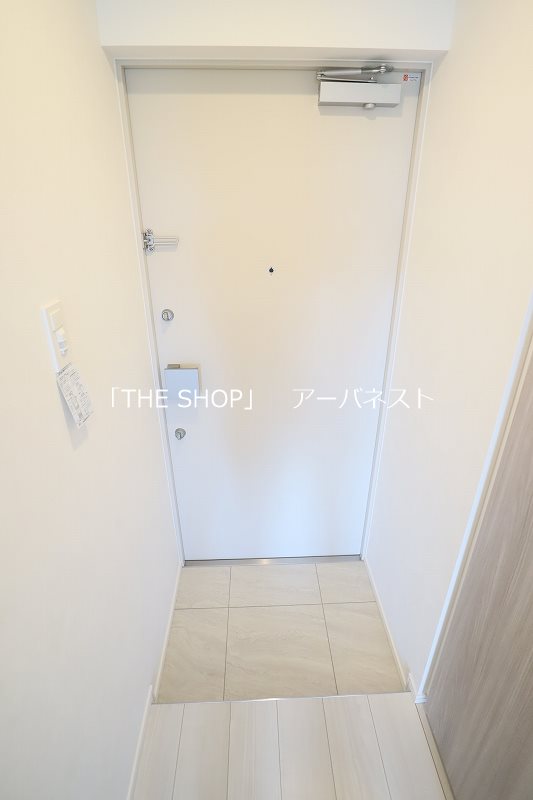 ヴォーガコルテ多摩川Ⅴ 玄関