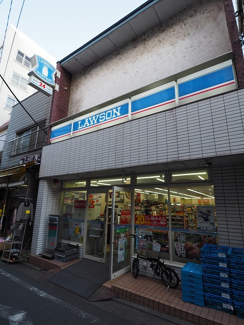 グランド・ガーラ代田橋 コンビニ