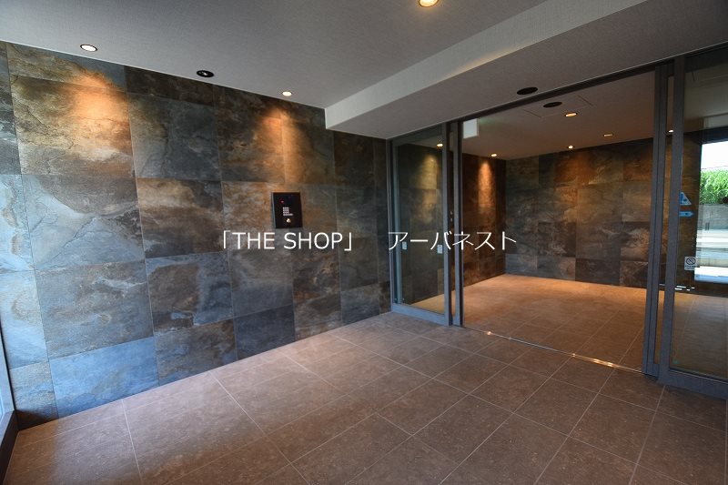 ヴォーガコルテ多摩川Ⅴ エントランス