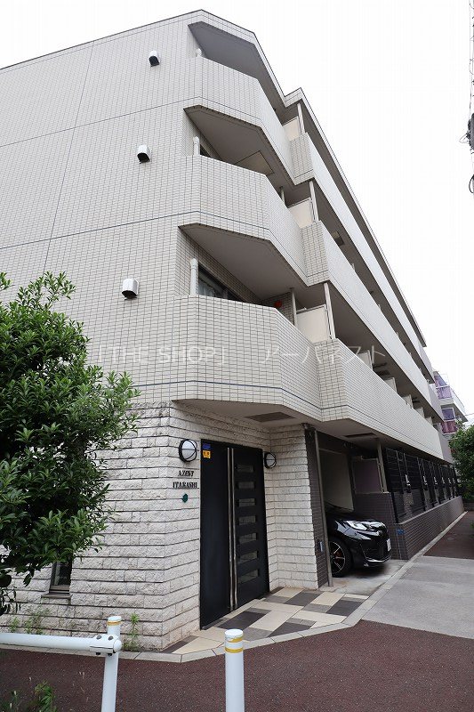 AZEST　ITABASHI 外観