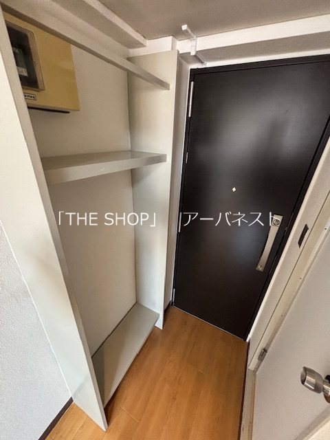秀和赤坂レジデンシャルホテル 玄関