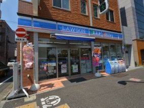 ヴォーガコルテ市ヶ谷 コンビニ