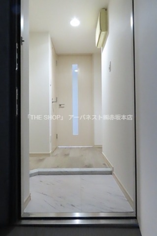 アーデン代々木上原 玄関