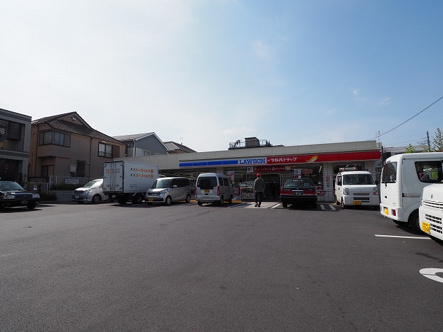 ルーブル中野富士見町伍番館 コンビニ