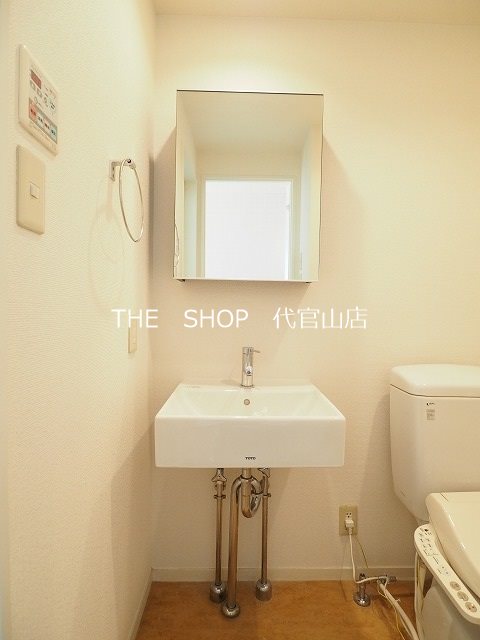 ヴォーガコルテ池袋 洗面所