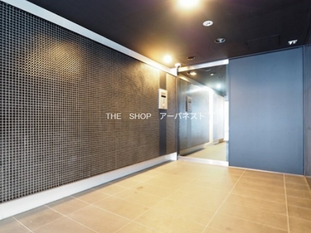 ＡＸＡＳ千鳥町アジールコートＳｔａ. エントランス
