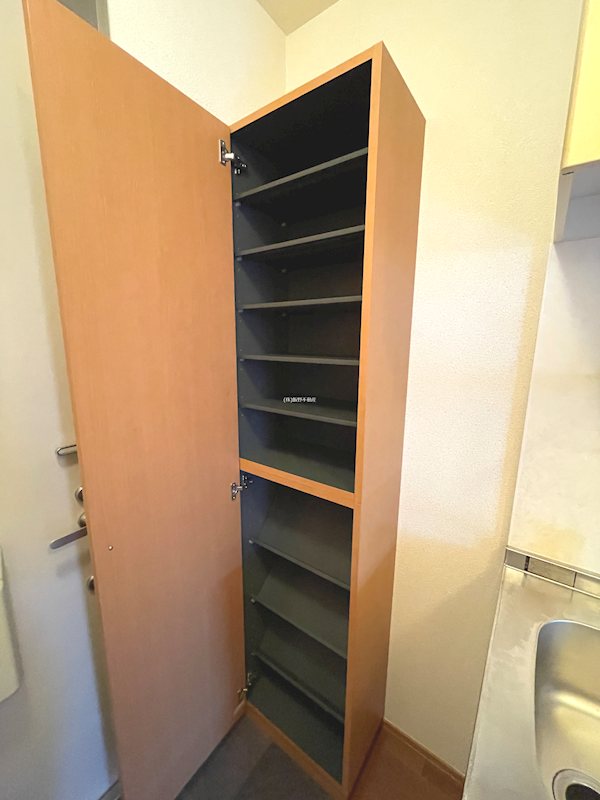 メゾンクレール船越 収納