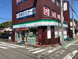 ドルチェ原  コンビニ