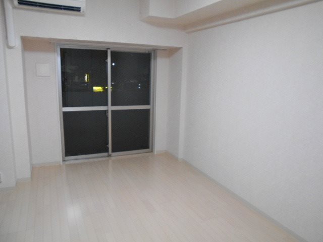 フェニックス横須賀中央 リビング