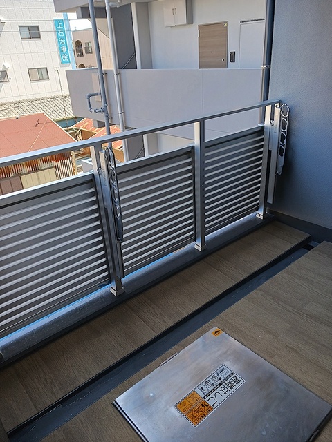 ヒカルサ久里浜 ベランダ