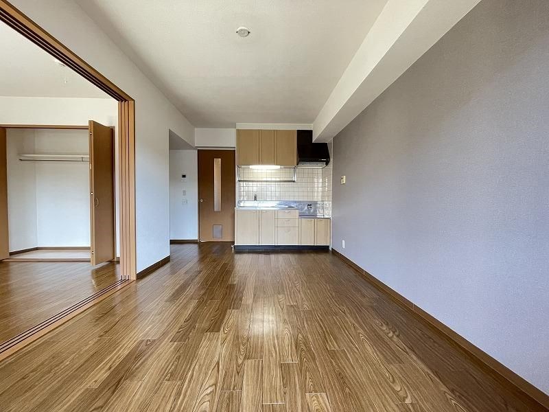 フォーリーフ リビング