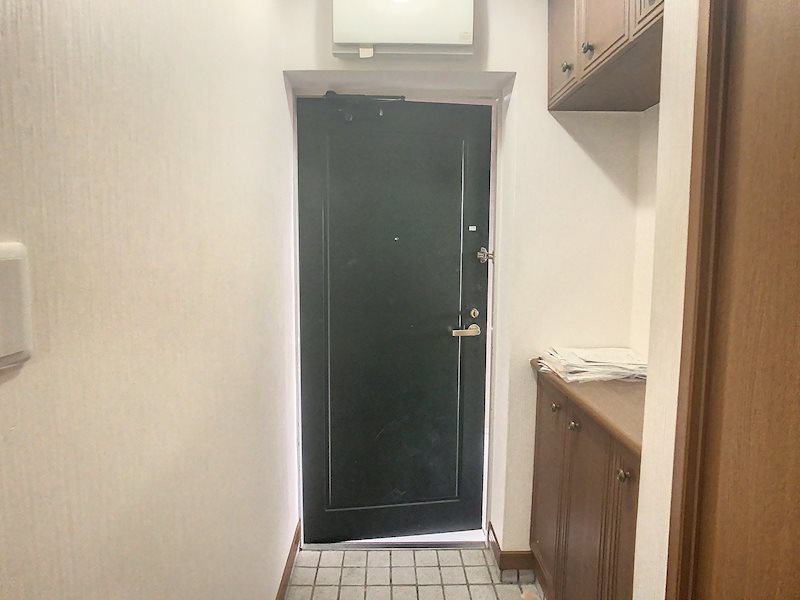 ミラクル西塚 玄関