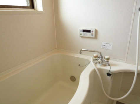 高部様志都呂町貸家 風呂画像