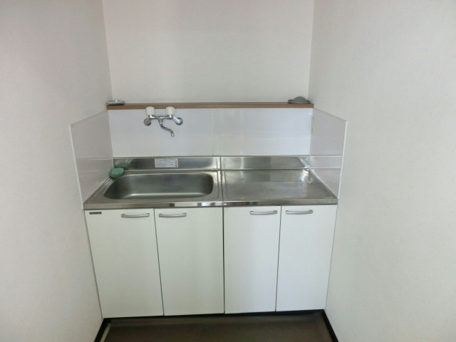 ｂ-space２（ﾋﾞｰｽﾍﾟｰｽ２）事務所 キッチン