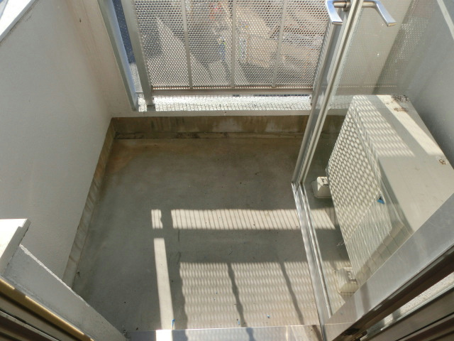 遠鉄ハイツ自校駅ビル ベランダ