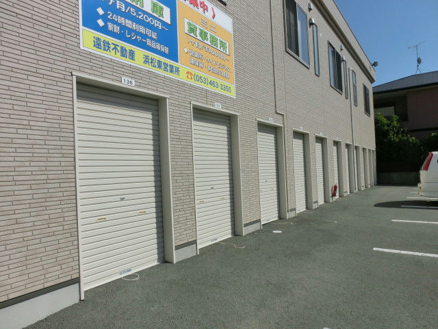 ｂ-space２（ﾋﾞｰｽﾍﾟｰｽ２）倉庫 玄関