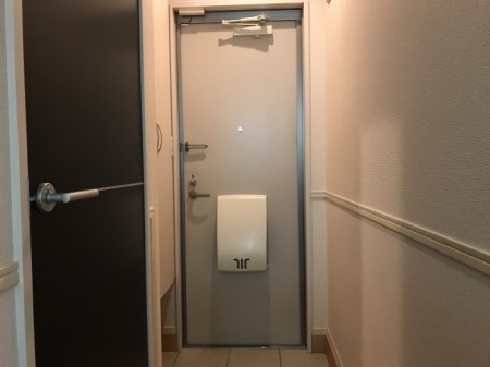 セレーナ 玄関