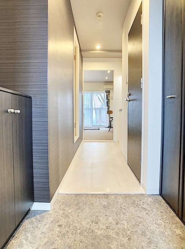 ブライティ助信 玄関