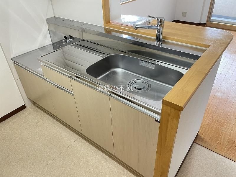 H.earth キッチン