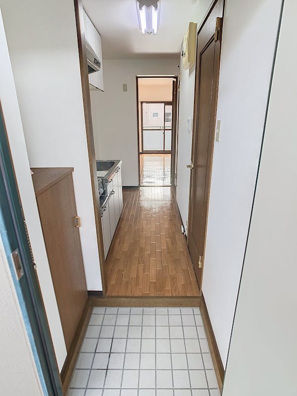 エス・トゥ・ディオ 玄関