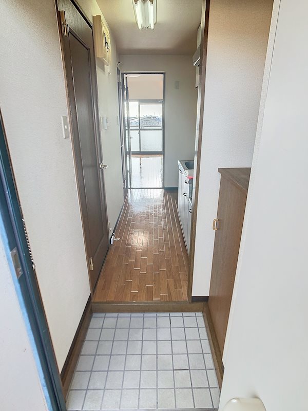 エス・トゥ・ディオ 玄関