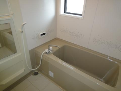 リビングタウン家代の里 風呂画像