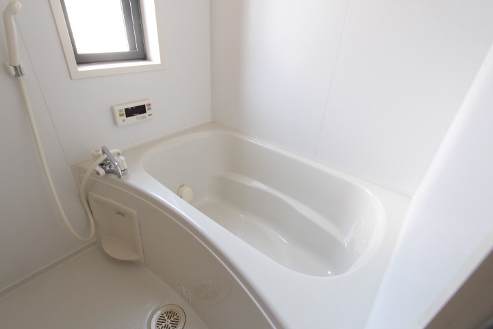 メゾネット薬師 風呂画像