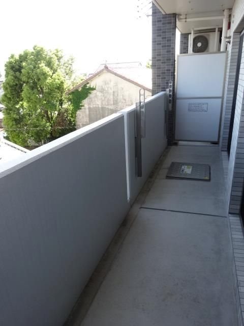 アイ・フラット海老塚 ベランダ