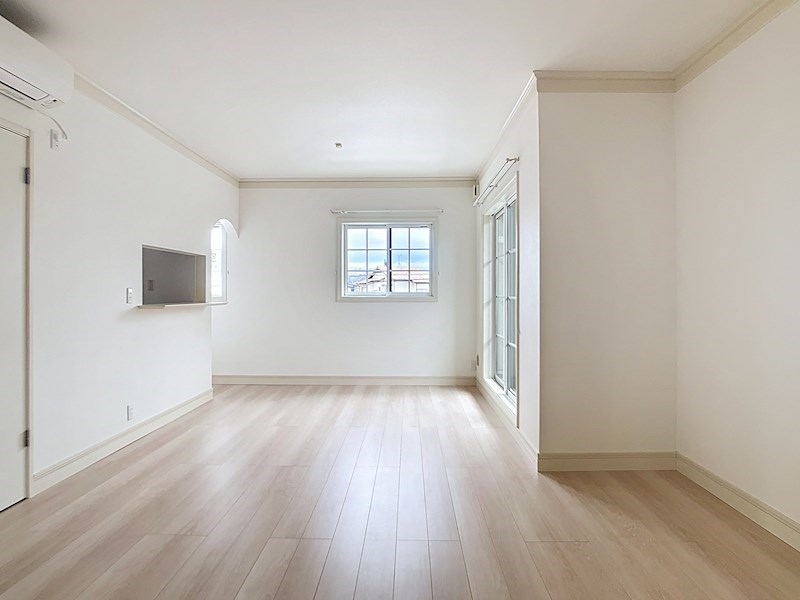 Four Seasons山手 リビング