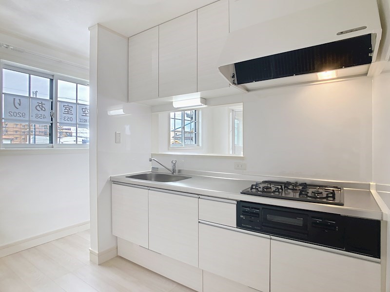 Four Seasons山手 キッチン