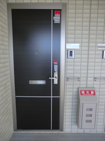 セジュール・S 玄関