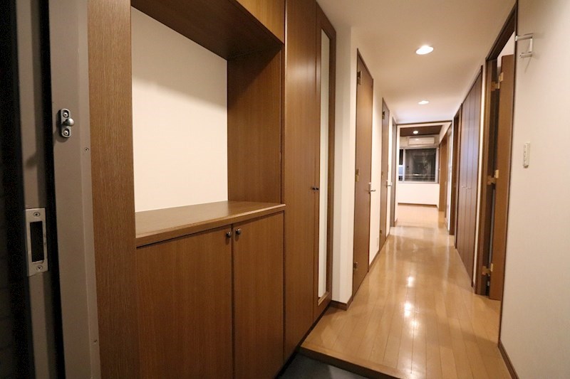 ＶＥＲＤＥ薬師 玄関