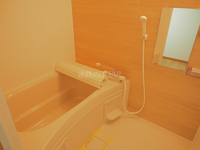 エヴァグリーン 風呂画像