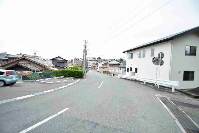 棒屋第11下池ハイツ 駐車場