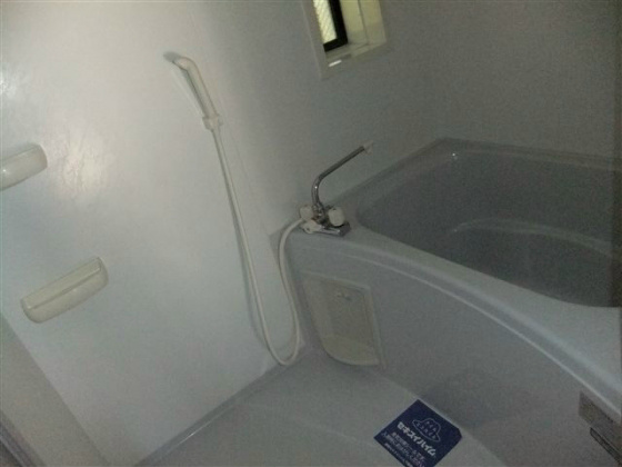 フロンティアII 風呂画像