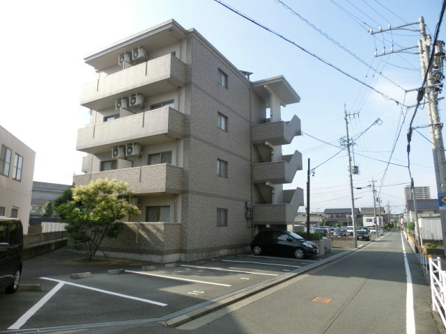 ブリエひくま 203号室 外観