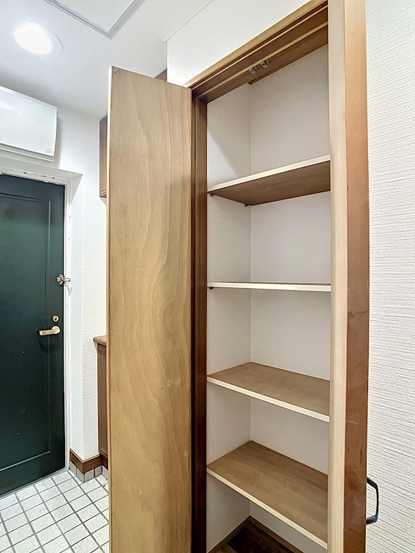 ミラクル西塚 収納
