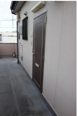 パルコートハイツ 玄関