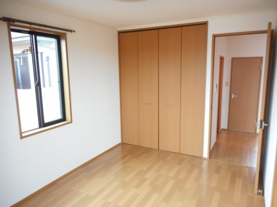 レオハイムB ベッドルーム