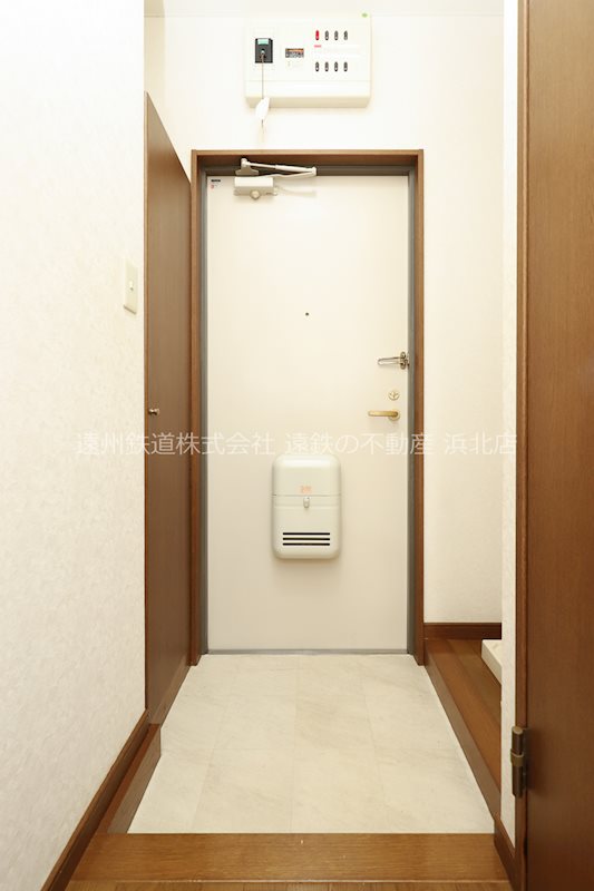 エレンシア・Ｎ 玄関