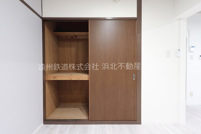 遠鉄ハイツ西ヶ崎Ｇ棟 収納