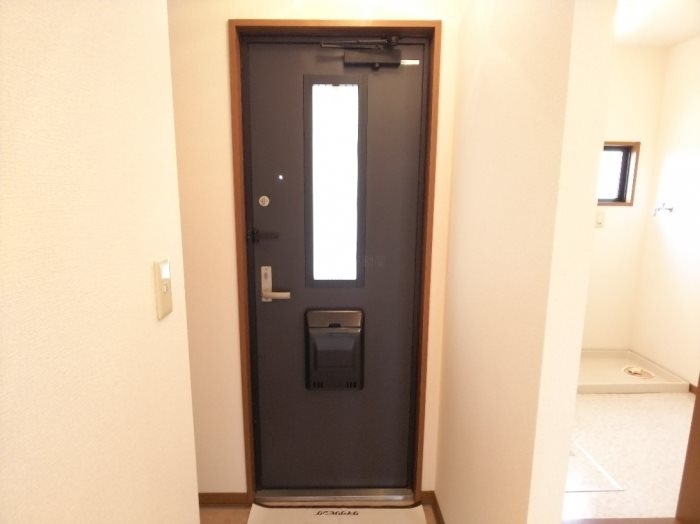 フォレスト豊田 玄関